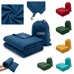 All-Weather Fleece Picnic Blanket with Moisture-Resistant Base and Storage Pouch